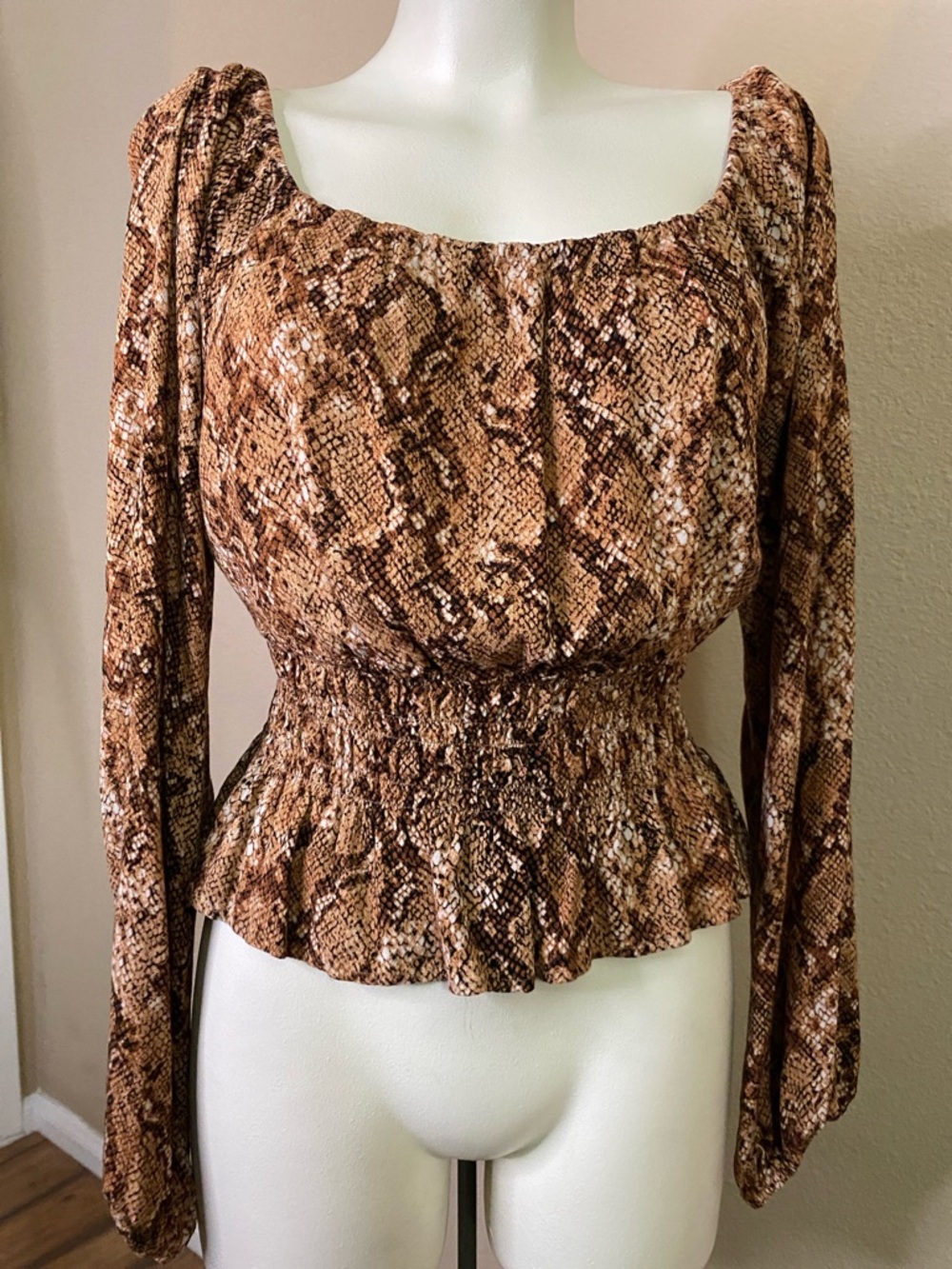 Shyanne Tan Brown black Snakeskin-Print boho western peasant Blouse XL 🖤